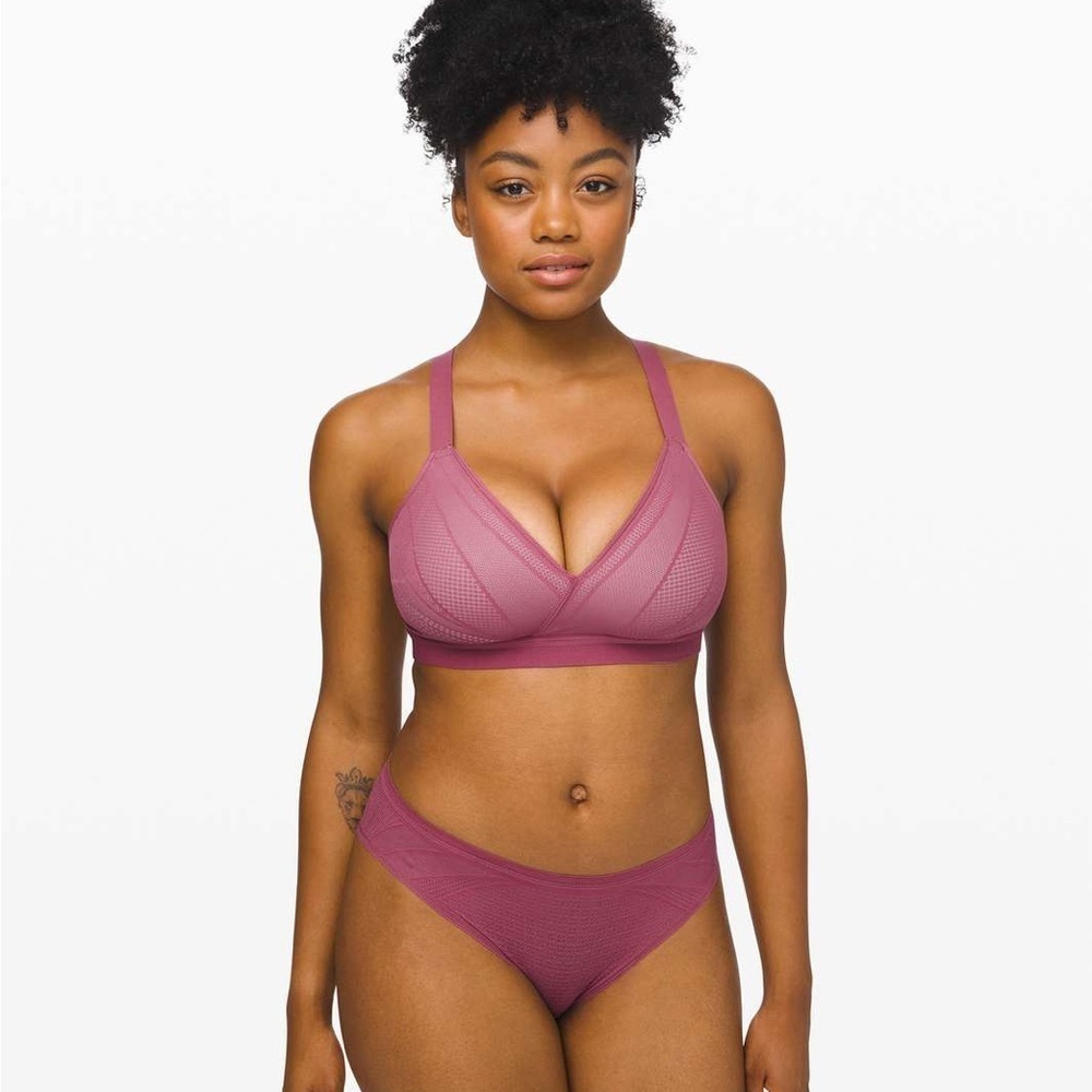 Lululemon Awake to Lace Bra Women’s Plumful/Smoky Blush Mauve Athletic Size 32C - Picture 8 of 8